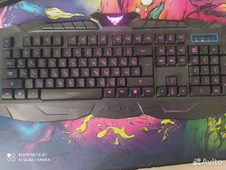 Игровая клавиатура с подсветкой