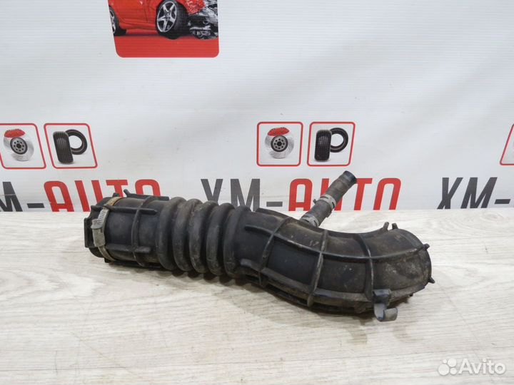 Патрубок воздушного фильтра LADA Vesta