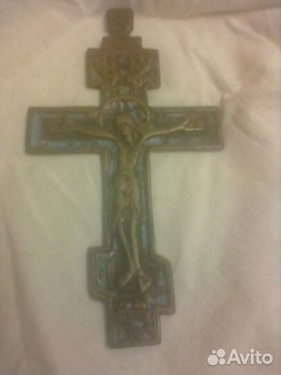 Старинный бронзовый крест