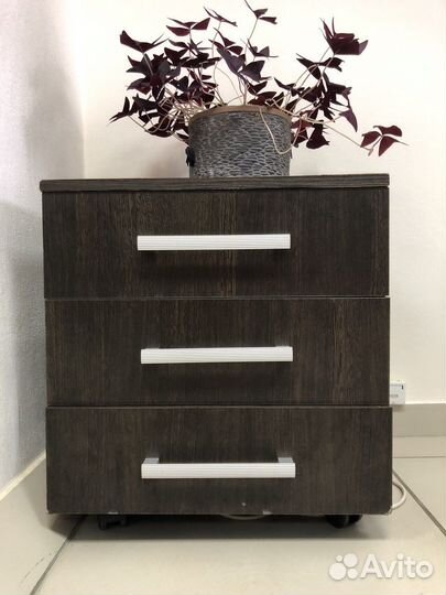 Тумба выкатная