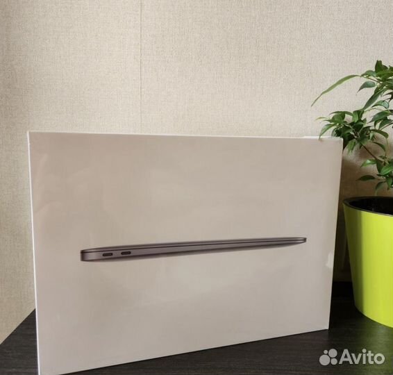 Ноутбук Apple Macbook Air 13 2020, M1, 8/256GB Рус