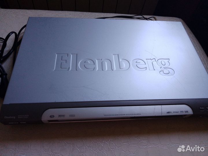 DVD плеер Elenberg