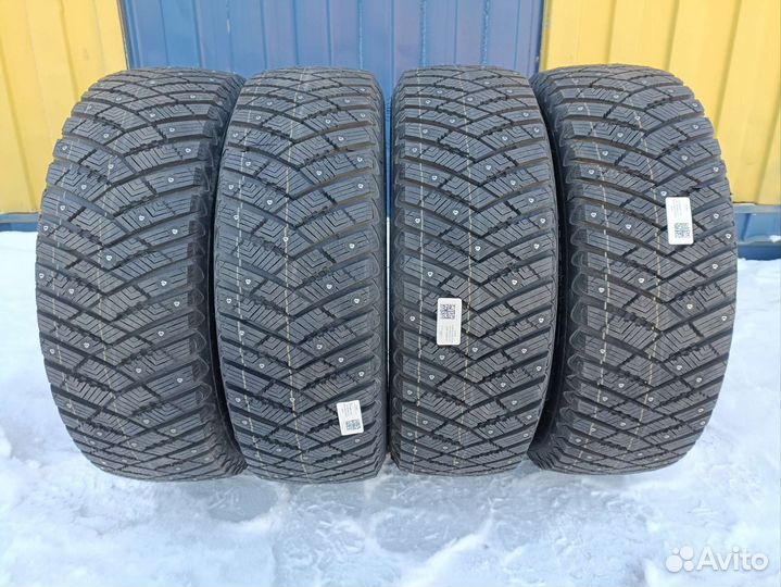 Goodyear UltraGrip Ice Arctic SUV 225/60 R18 104T