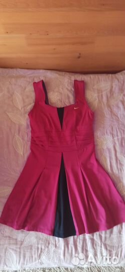 Платье теннисное спортивное Nike, р-р S