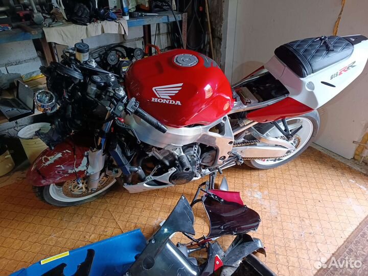 Honda CBR 900-919 RR