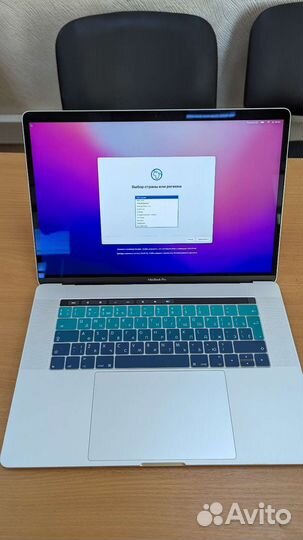 Apple macbook pro 15 2016 (A1707)