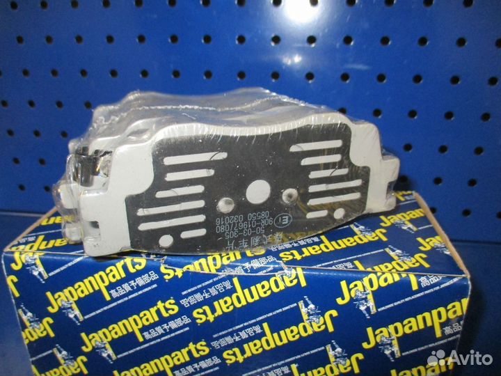 Колодки тормозные Мазда 6