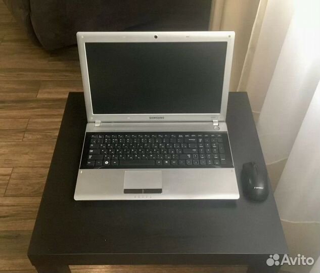 Ноутбук Samsung (Intel i3/ Ssd 128Gb/ hdd 320 )