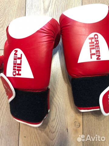 Боксерские перчатки