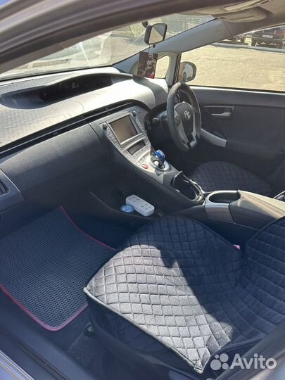 Toyota Prius 1.8 AT, 2012, 260 076 км