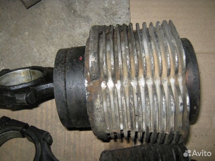 Поршневая группа заз 968, луаз в сборе с шатунами