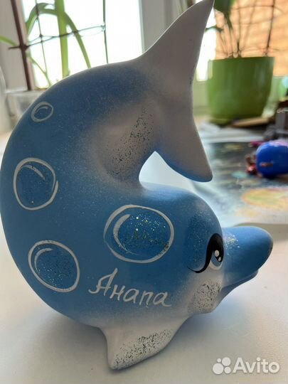 Копилка дельфин
