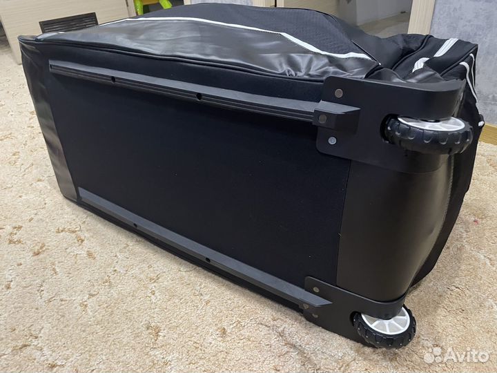 Баул хоккейный CCM на колесах Sr