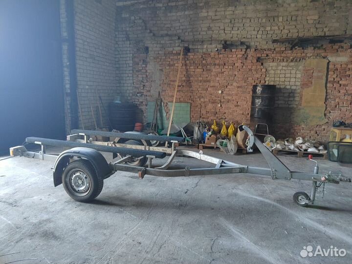Лодочный прицеп