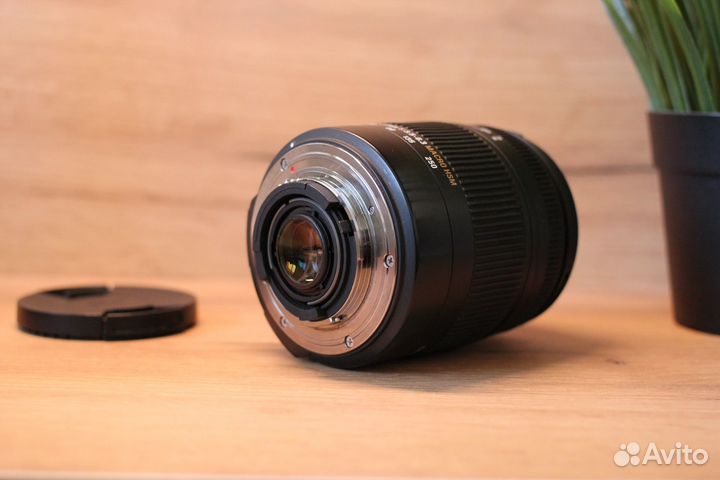 Sigma 18-250mm DC Macro OS HSM Nikon