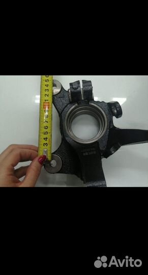 Кулак поворотный пер, левый Kia Rio 00-05 г