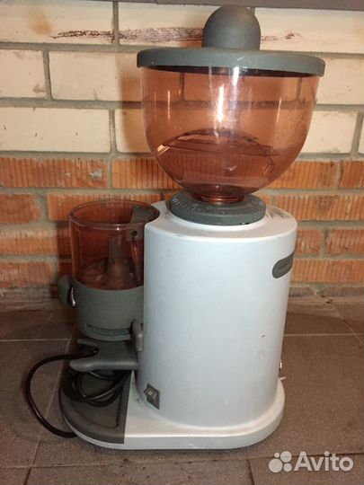 Кофемолка электрическая