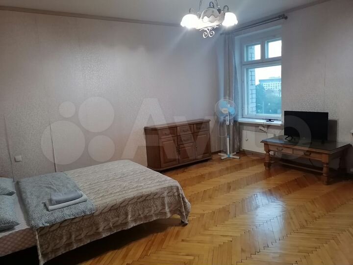 2-к. квартира, 56 м², 4/5 эт.