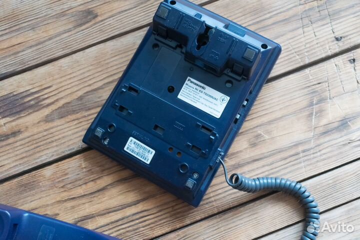 Стационарный телефон Panasonic KX-TS2350UAC