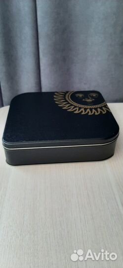 Жестяная коробка для печенья