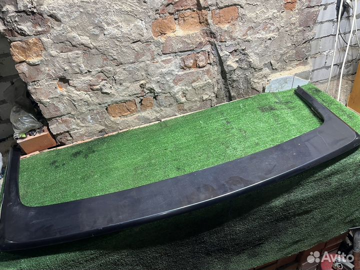 Спойлер Passat B3 на крышку багажника седан