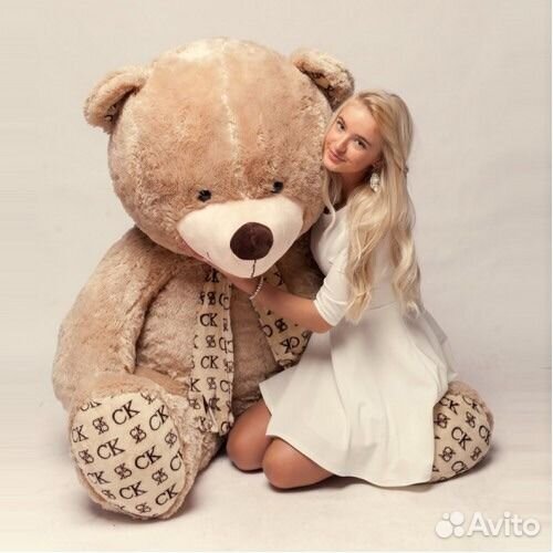 Большие плюшевые медведи