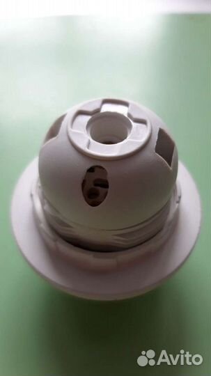 Новый патрон для лампочки