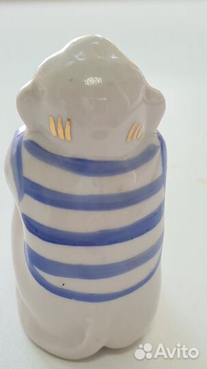 Статуэтка фарфор сидящая обезьяна Дулево СССР