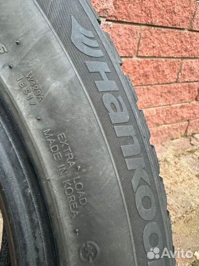 Hankook Winter I'Pike 235/55 R19 105T