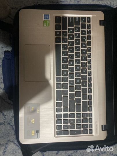 Ноутбук asus vivobook