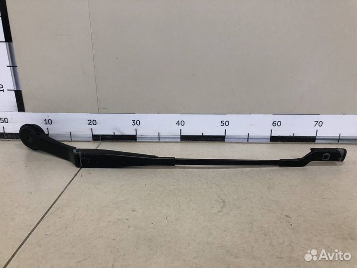 Поводок стеклоочистителя передний левый Ford Focus
