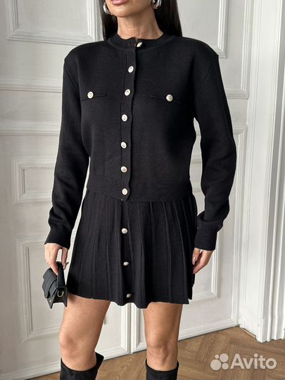 Вязанный комплект с юбкой весна 2025