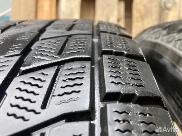 Dunlop Winter Maxx SJ8 235/65 R17 108R