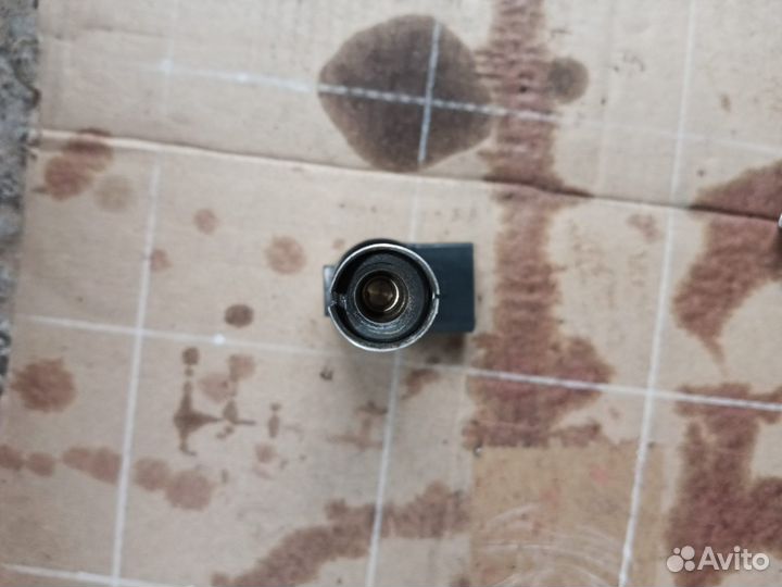 Катушка зажигания Volkswagen Polo 5 612 036905715C