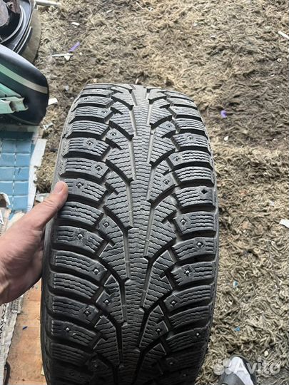 Advanta SVT-01 175/65 R14 24J