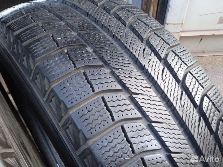 Michelin Latitude X-Ice 2 235/65 R18