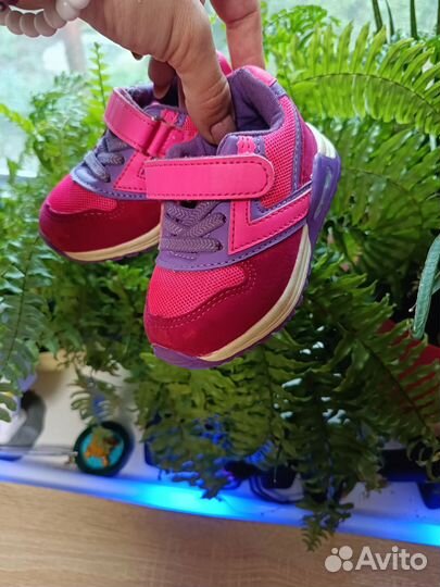 Кроссовки 20 размер