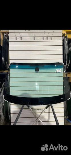 Лобовое стекло Kia Cerato 4