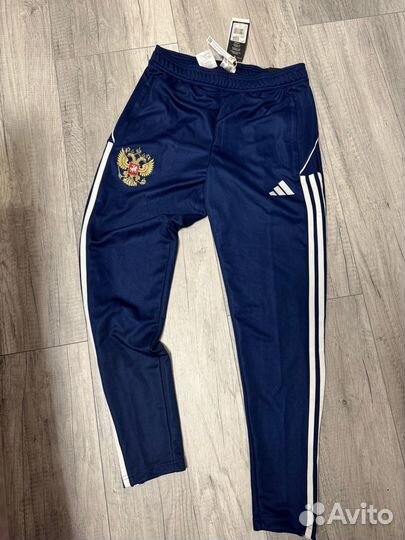 Тренировочные штаны adidas