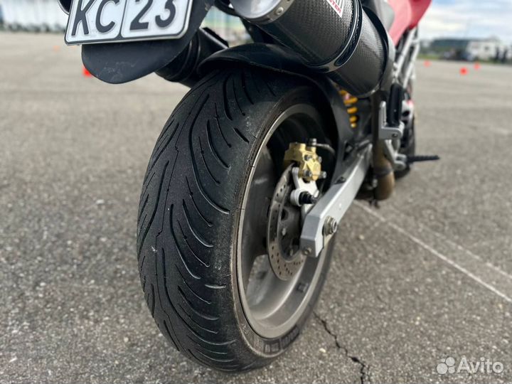Ducati monster 1000