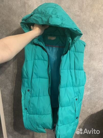 Отдам даром женские вещи