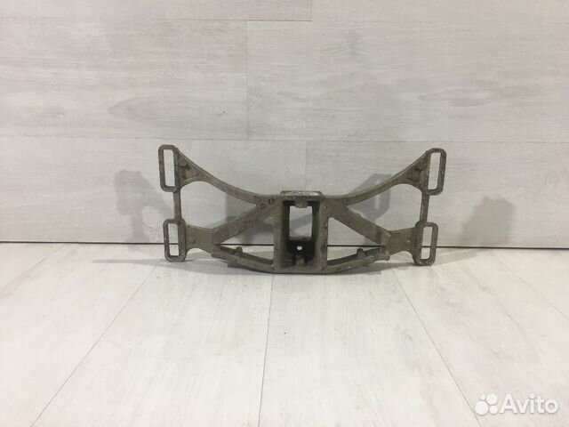 Кронштейн опоры кпп jaguar XF 3.0 ат aj30