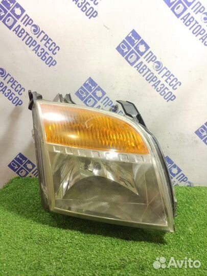 Фара передняя правая Ford Fusion хэтчбек 1.4
