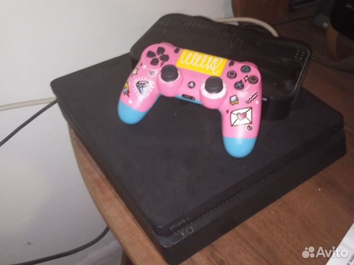 Sony PS4 slim