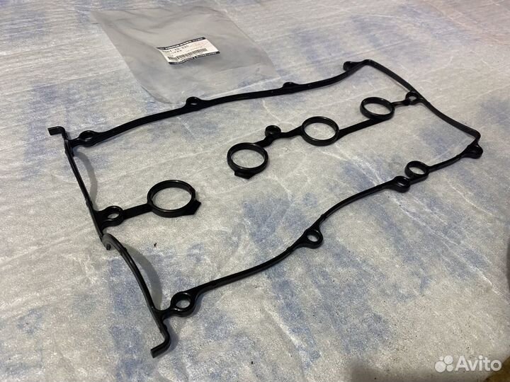 Прокладка клапанной крышки FS0110235