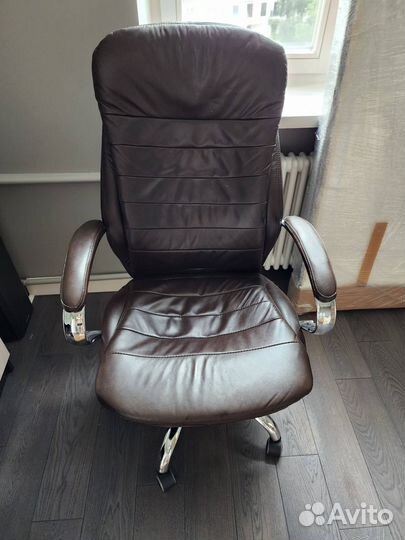 Компьютерное кресло Everprof Valencia M