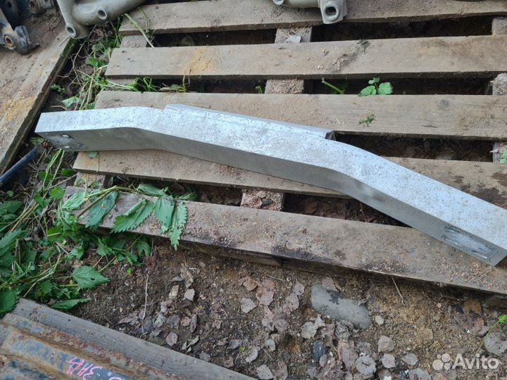 Усилитель бампера задний Nissan Murano Z51 VQ35DE