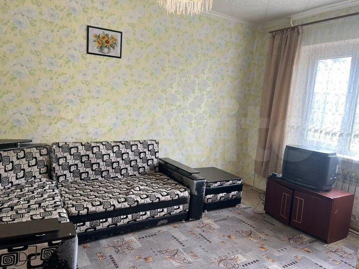 2-к. квартира, 54 м², 3/9 эт.