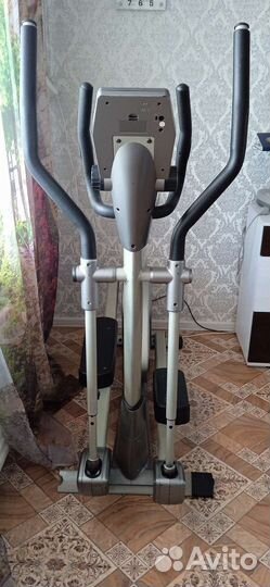 Эллиптический тренажер torneo