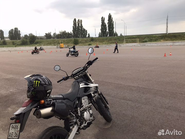 Kawasaki D-Tracker